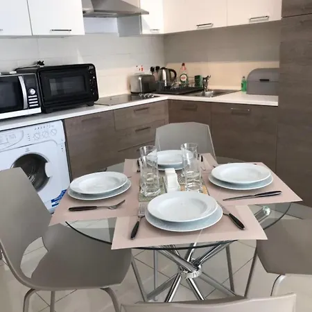 Apartment Lovley Modern One Bedroom In Sliema