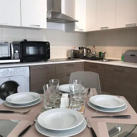 Appartamento Lovley Modern One Bedroom In